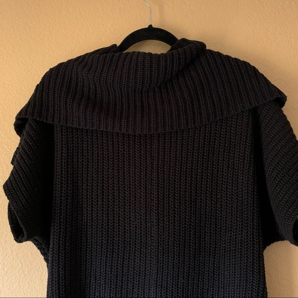 BCBGeneration Oversized Off The Shoulder Black Sweater Dress. XS/S - Picture 6 of 7